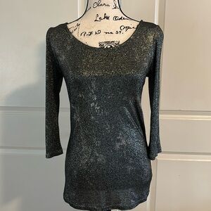 BKE boutique lace back long sleeve shirt